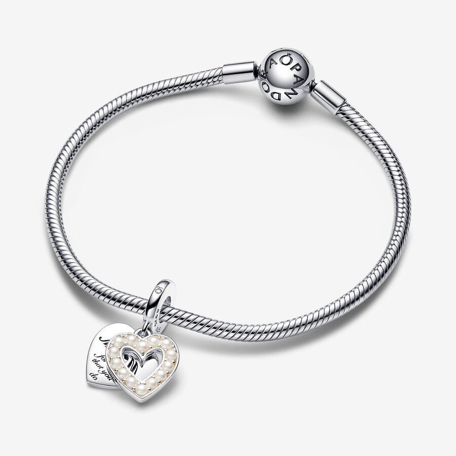 Charm Pendente Duplo Coração Branco Perolado