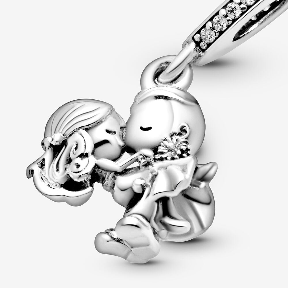 Charm Casal