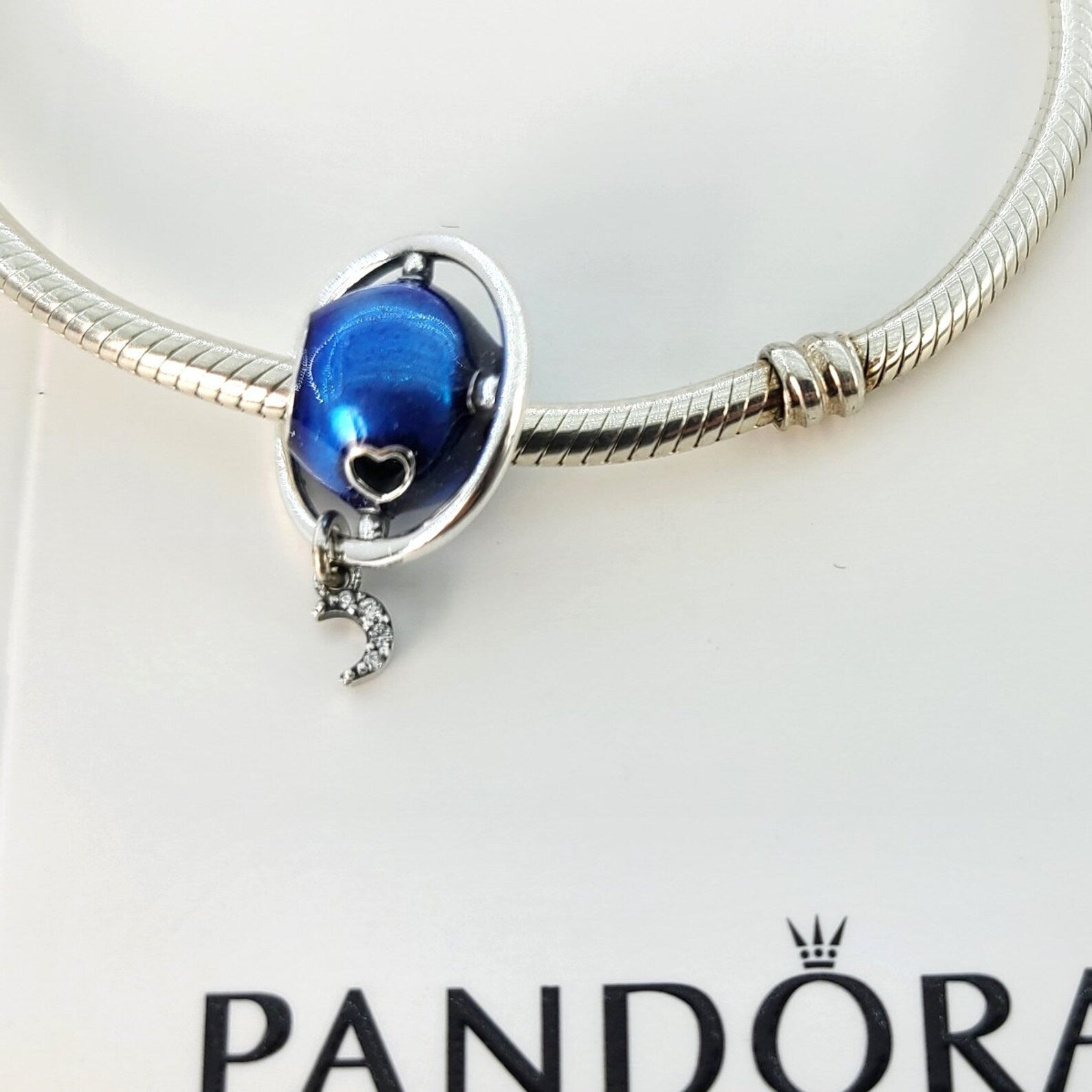 Charm Planeta Amor & Amuleto da Lua