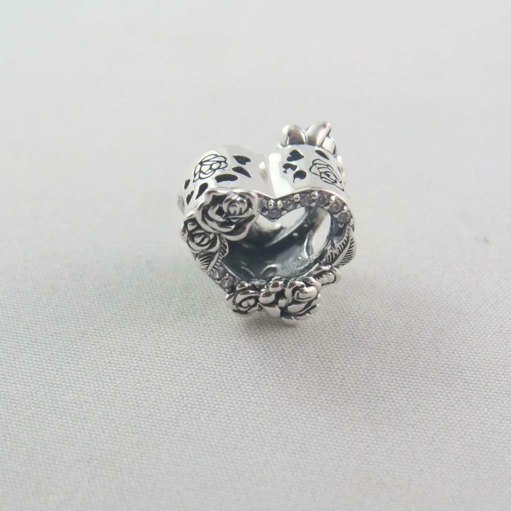 Charm Coração Aberto E Rosas