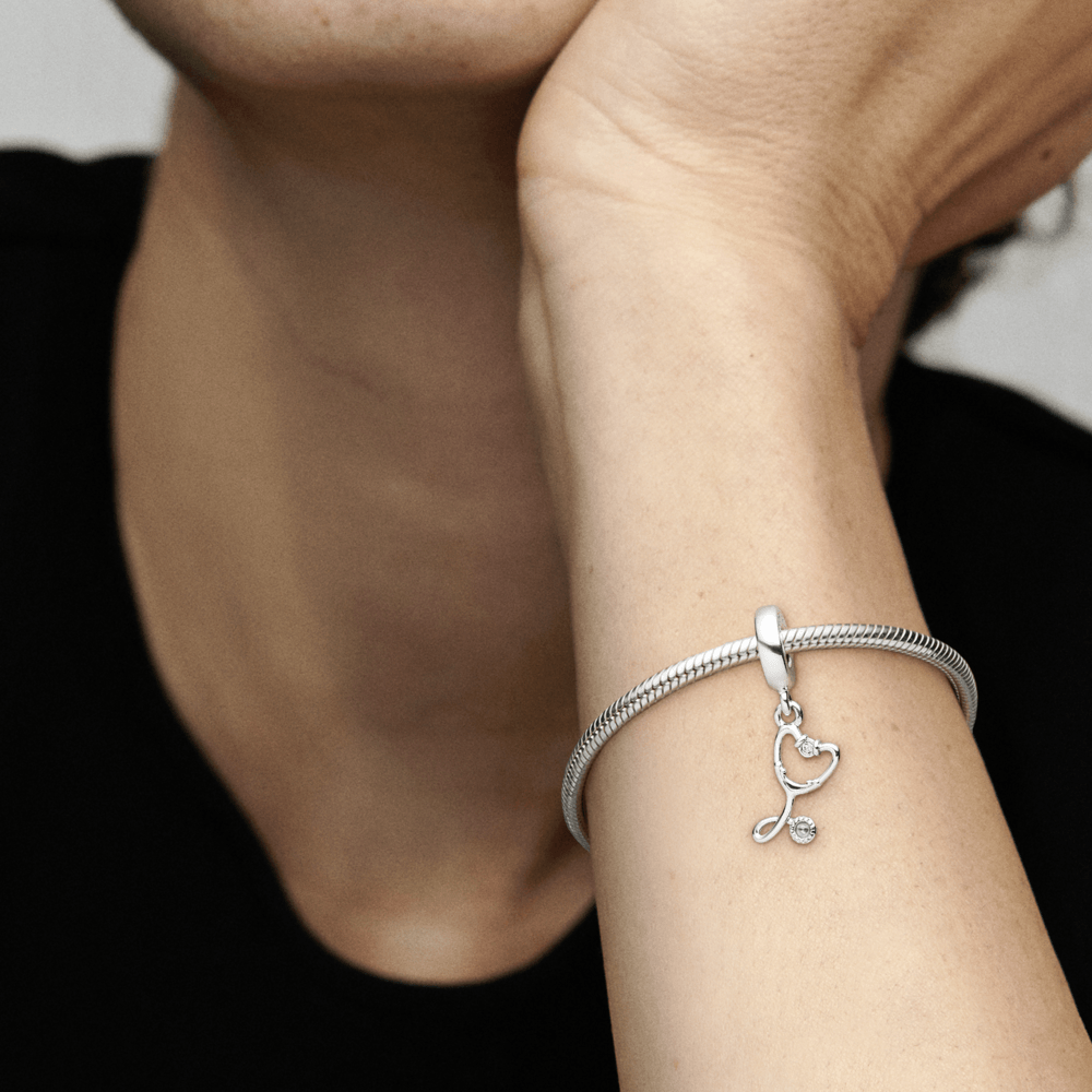 Charm Pendente Estetoscópio Coração